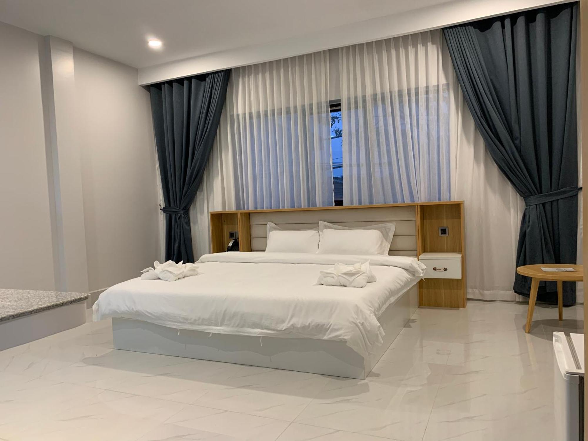 Nico'S Hotel And Skybar Siem Reap Esterno foto