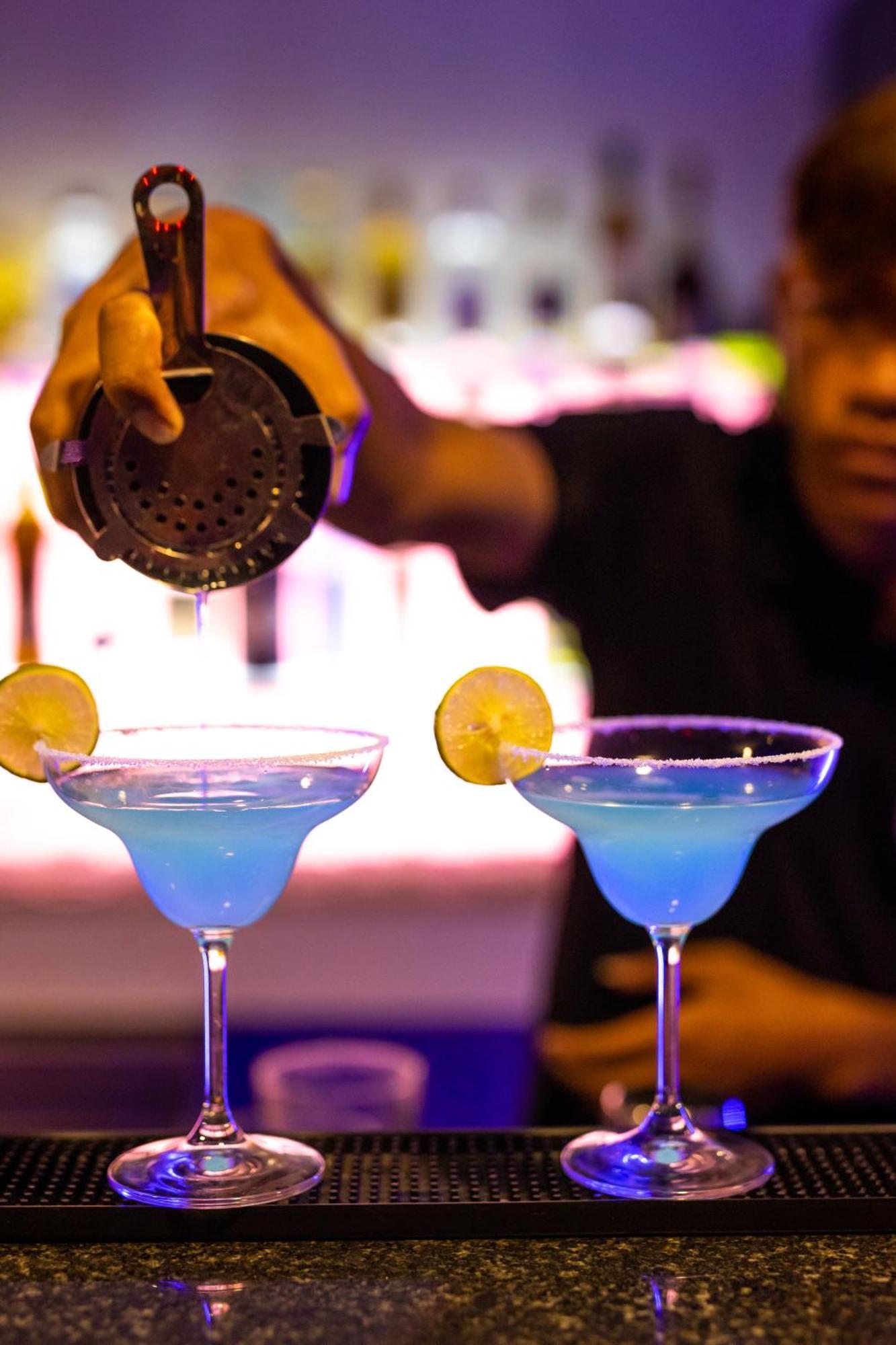 Nico'S Hotel And Skybar Siem Reap Esterno foto