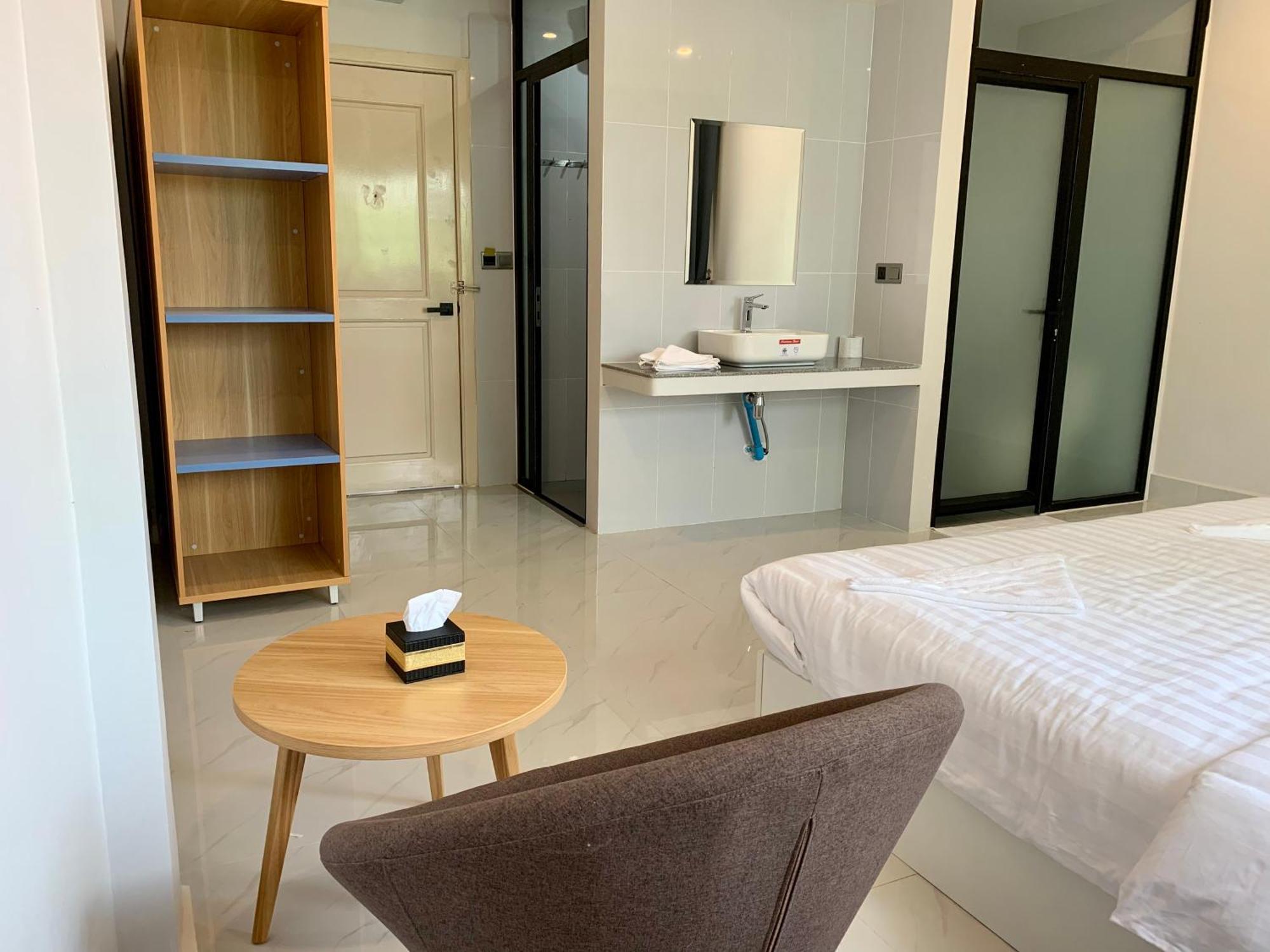 Nico'S Hotel And Skybar Siem Reap Esterno foto