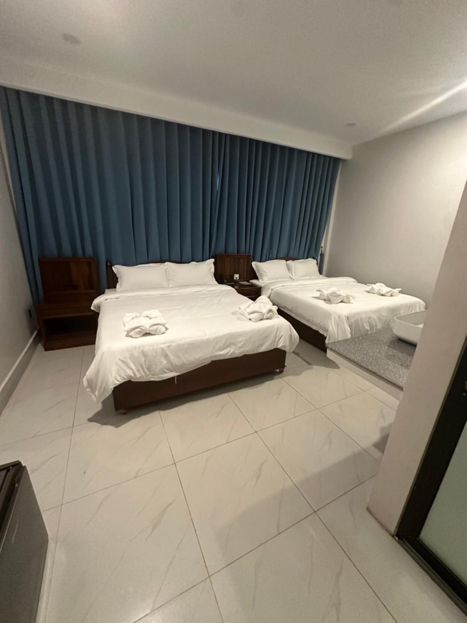 Nico'S Hotel And Skybar Siem Reap Esterno foto